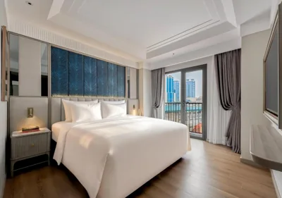 Habitación doble o con dos camas y balcón — La Siesta Premium Lakeside